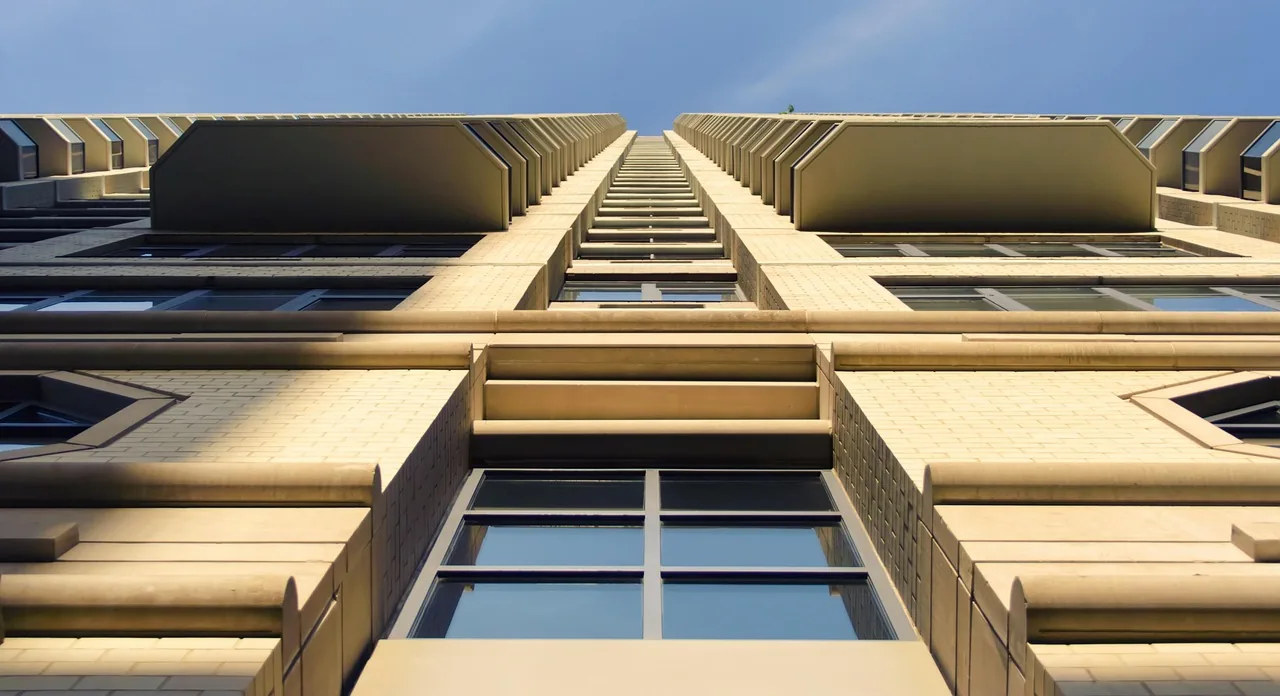 Commercial real estate market report