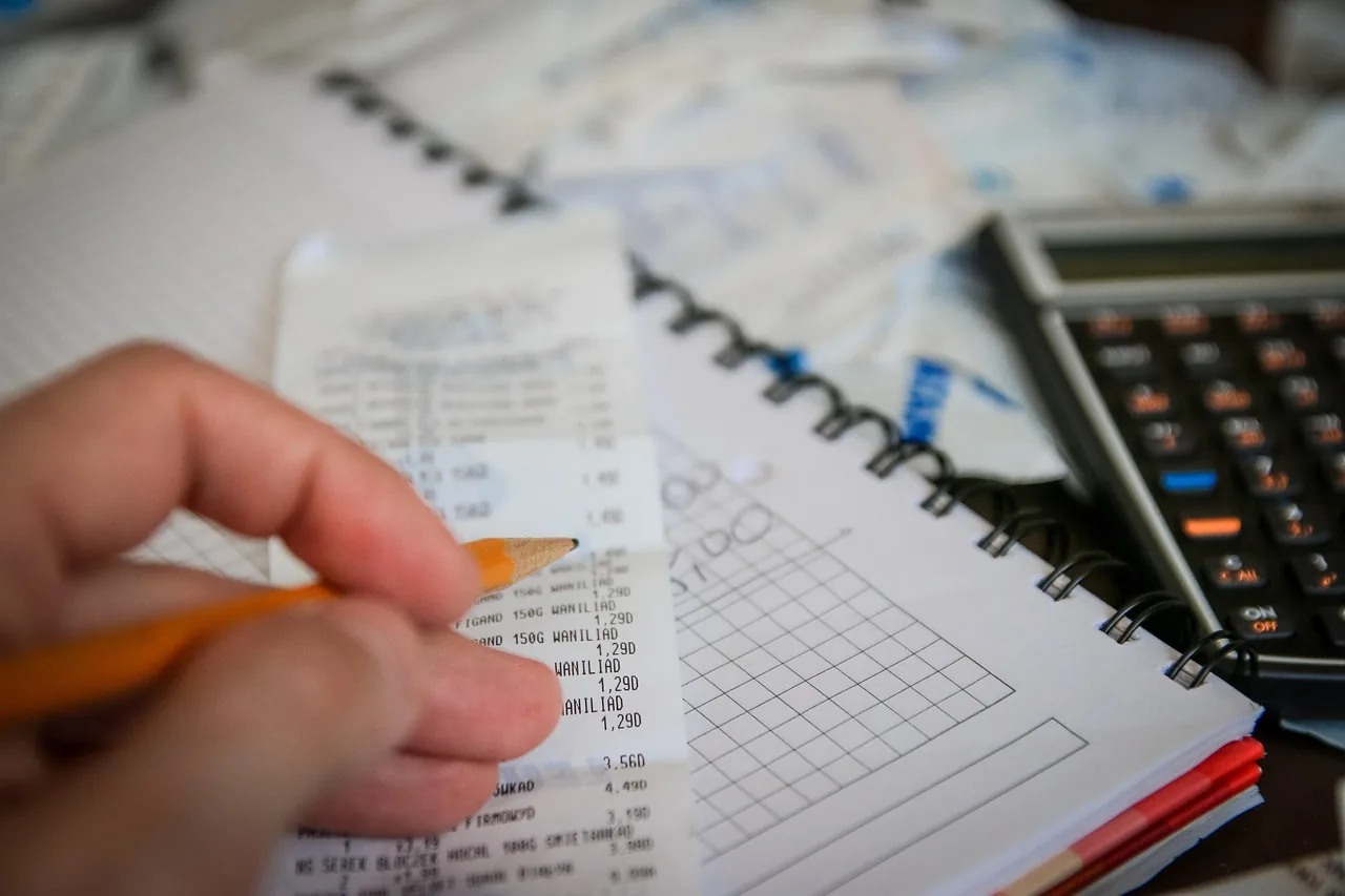 Seller net sheet calculator with receipts and calculator