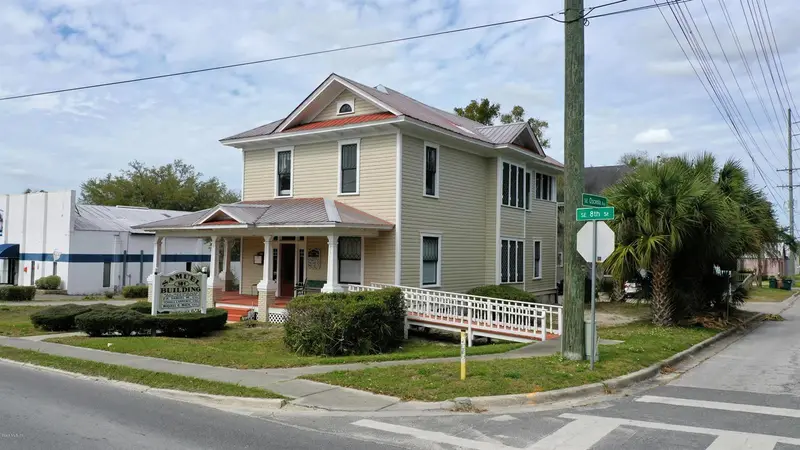 151 Se 8th St, FL
