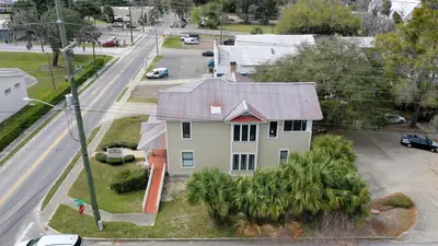 151 8th Street, FL