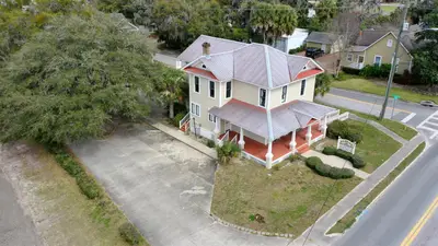 151 8th Street, FL