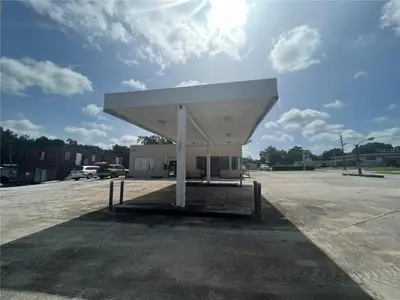 100 Ponce De Leon Boulevard, FL