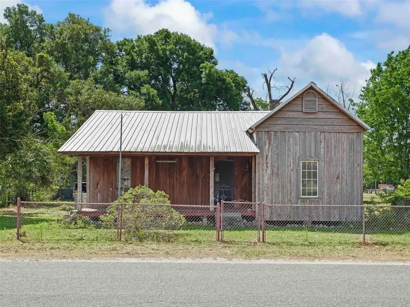 4241 County Road 106, FL