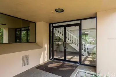 901 Douglas Avenue, FL
