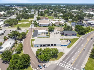 304 Avenue E, FL