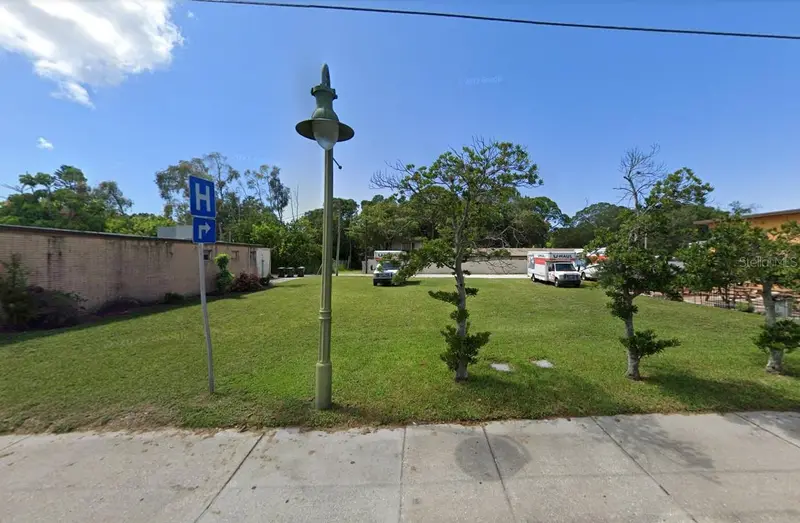 101 Clearwater-Largo Rd, FL