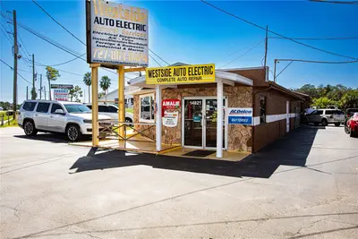 14827 Us Highway 19, FL
