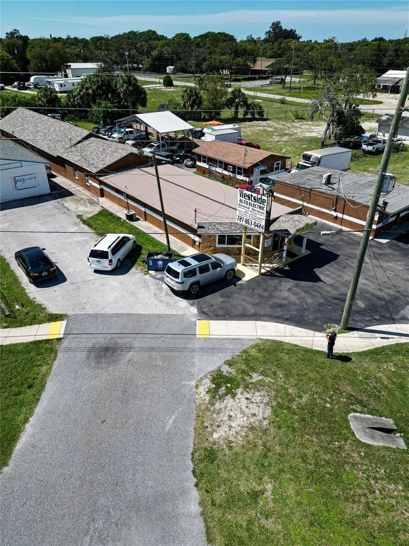 14827 Us Highway 19, FL