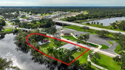 2124 American Legion Drive, FL