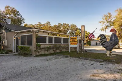 302 Center Street, FL