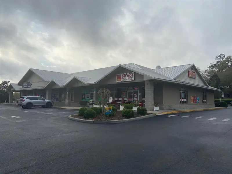 15634 Nw Us Highway 441 #E, FL