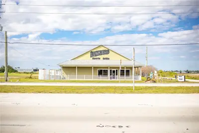 4825 U S 441 Highway, FL