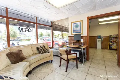 504 Gulfview Boulevard, FL