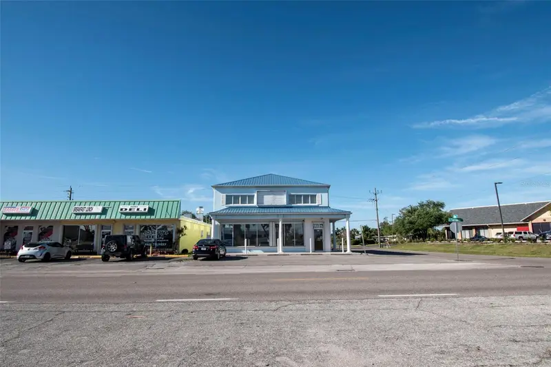 3221 Tamiami Trl #16, FL