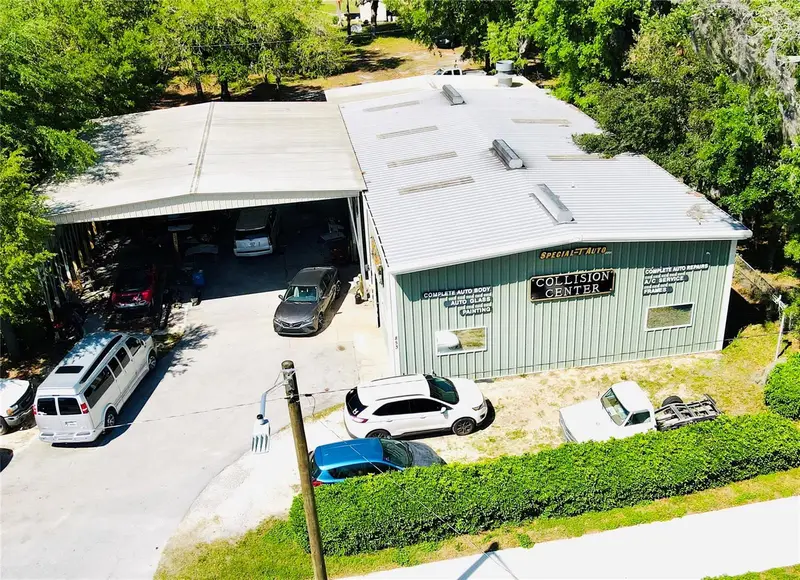 853 Ne 5th St, FL