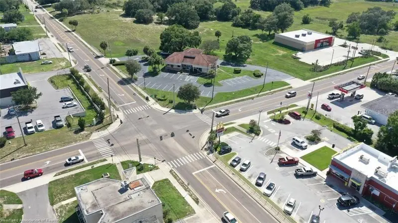 695 N Scenic Hwy, FL