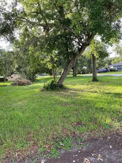 1323 Carolina Avenue, FL