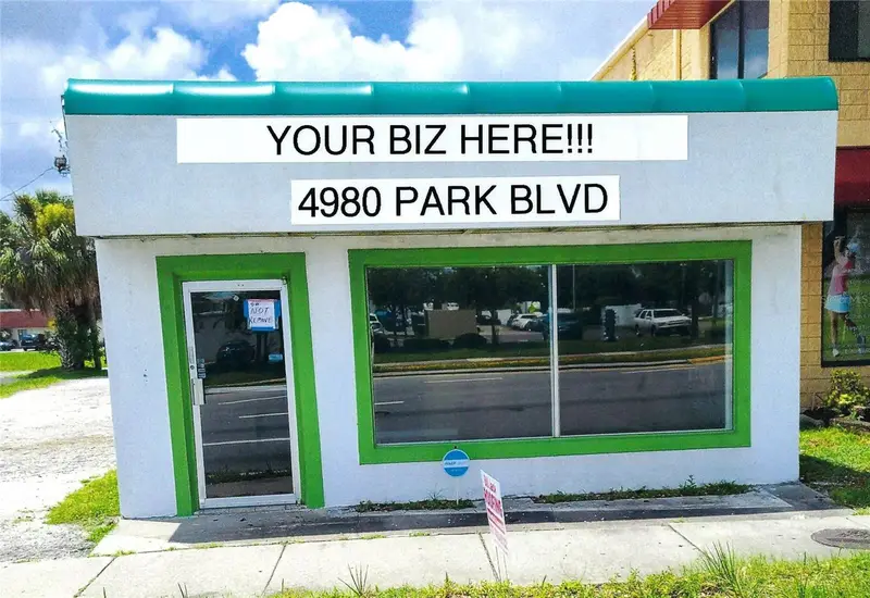 4980 Park Blvd N, FL