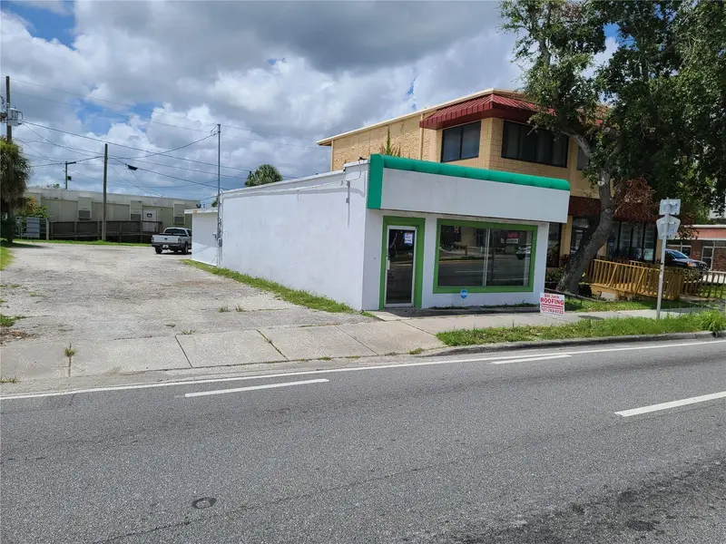 4980 Park Blvd N, FL