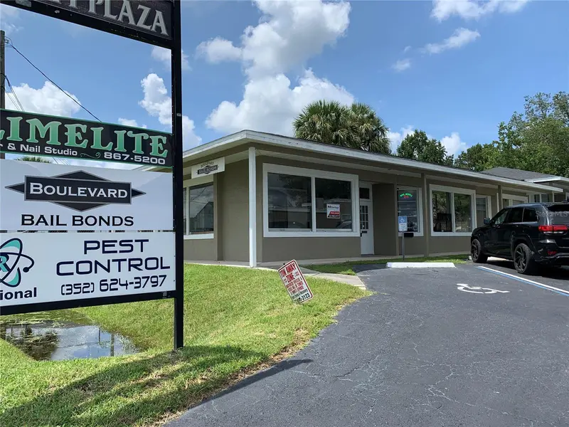 1729 E Silver Springs Blvd #3, FL