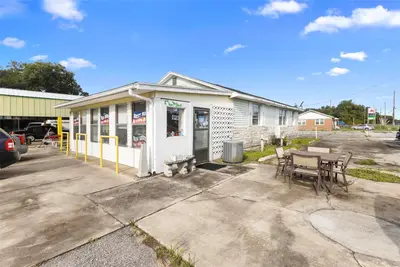 2480 Woodland Boulevard, FL