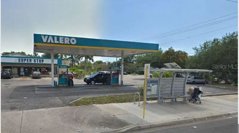 1900 Nw 9th Ave, FL