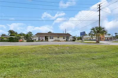 1319 Woodland Boulevard, FL