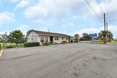 1319 Woodland Boulevard, FL