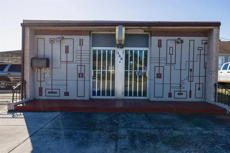 133 W Stuart Ave, FL