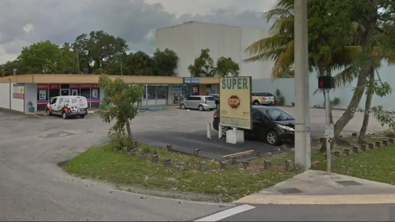 1801 Ne 45th St, FL