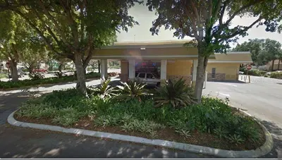 6900 Cypress Road, FL
