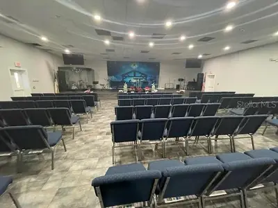 325 Ocoee Apopka Road, FL