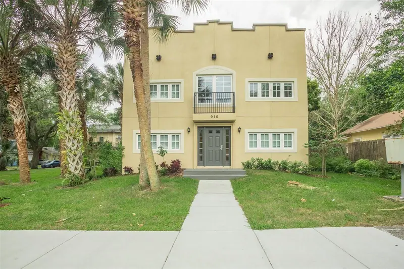 915 E Palmetto St, FL