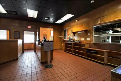 1152 Tamiami Trail, FL