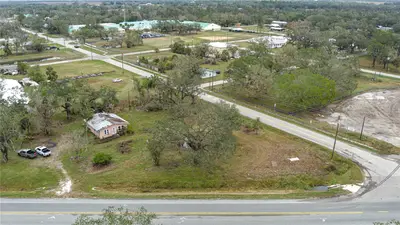 37015 State Road 70, FL