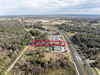 6876 State Road 44, FL
