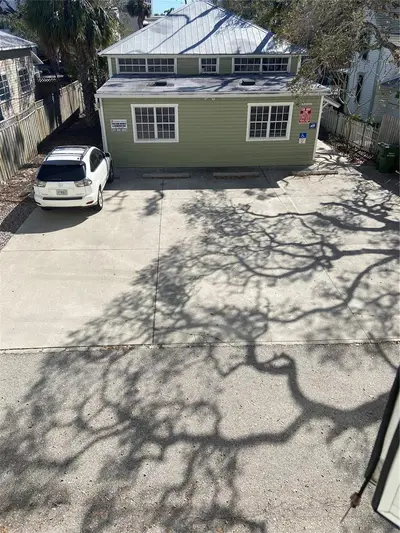 1267 2nd Street, FL
