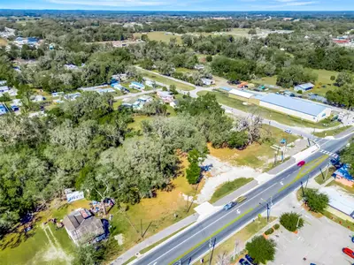 82 Market Boulevard, FL