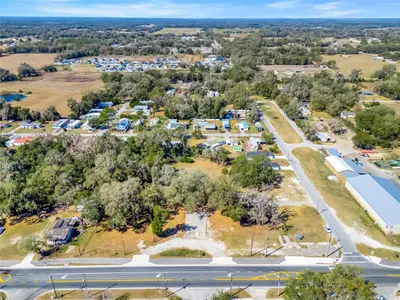 82 Market Boulevard, FL