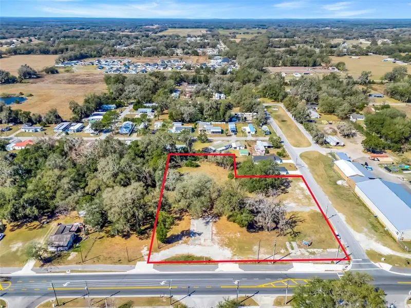 82 S Market Blvd, FL