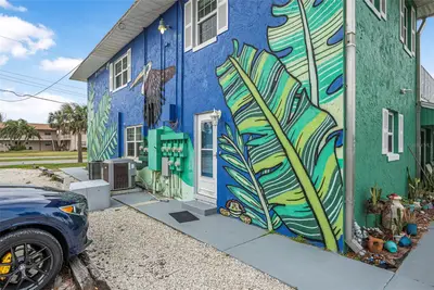 225 Flagler Avenue, FL