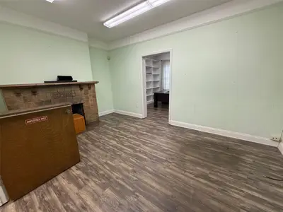 818 Silver Springs Boulevard, FL