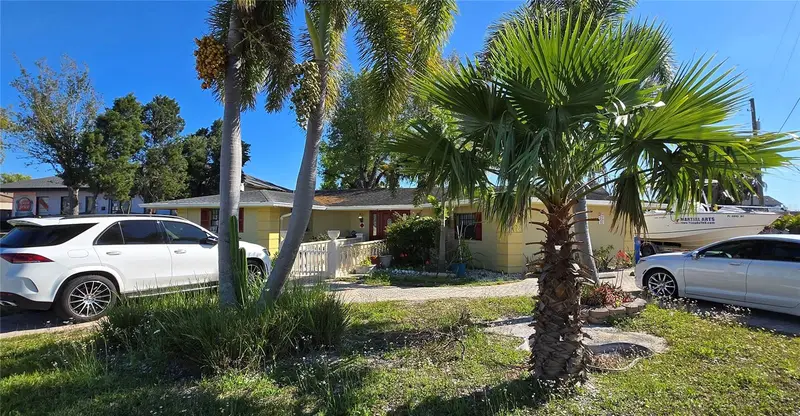8814 Rocky Creek Dr, FL