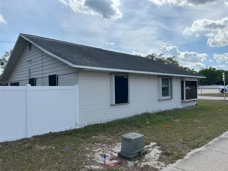 2405 South St, FL