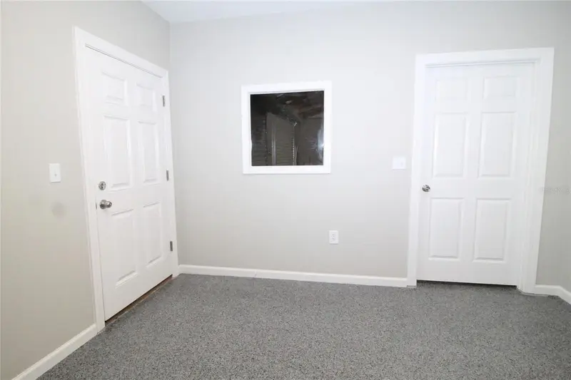 114 W Myers Blvd, FL