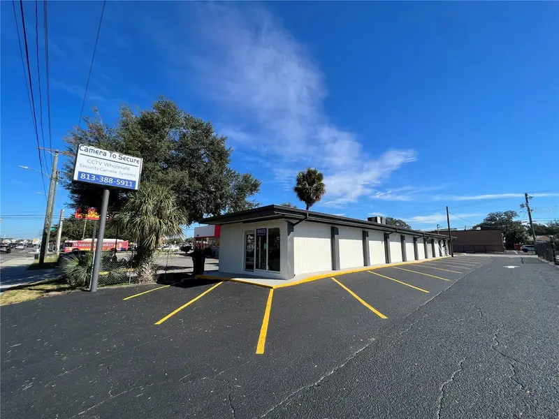 8610 N Suwanee Ave, FL