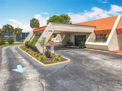 4121 Vine Street, FL