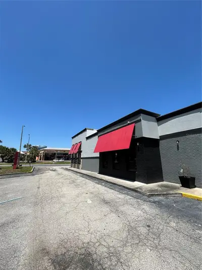 6320 International Drive, FL