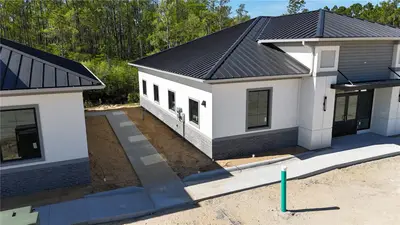 80 Exchange Loop Loop, FL