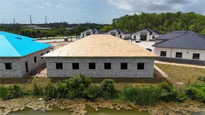 40 Exchange Loop Loop, FL